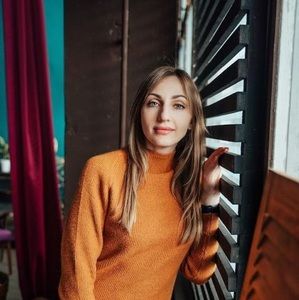 Meet your Posher, Виктория